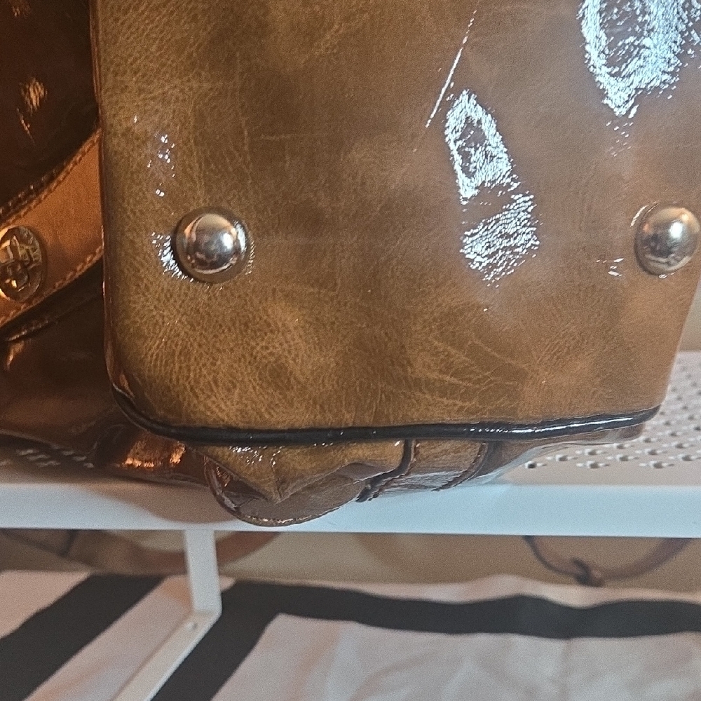 Guess Patent Leather Brown Handbag - image 6